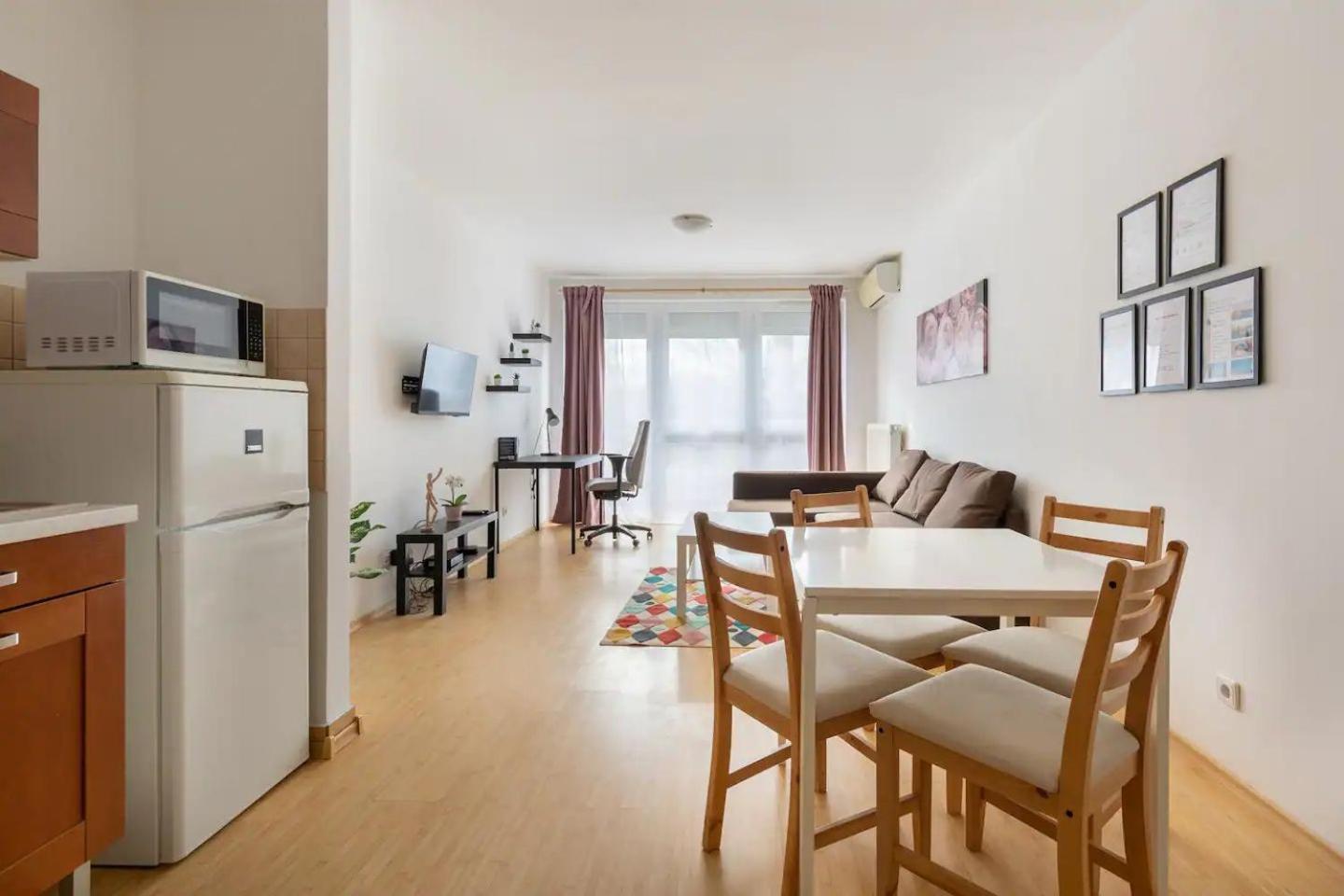 Private Office Near Keleti Apartamento Budapest