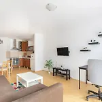 Private Home Office Apartment Near Keleti