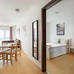 Private Home Office Apartment Near Keleti