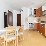 Private Home Office Apartment Near Keleti