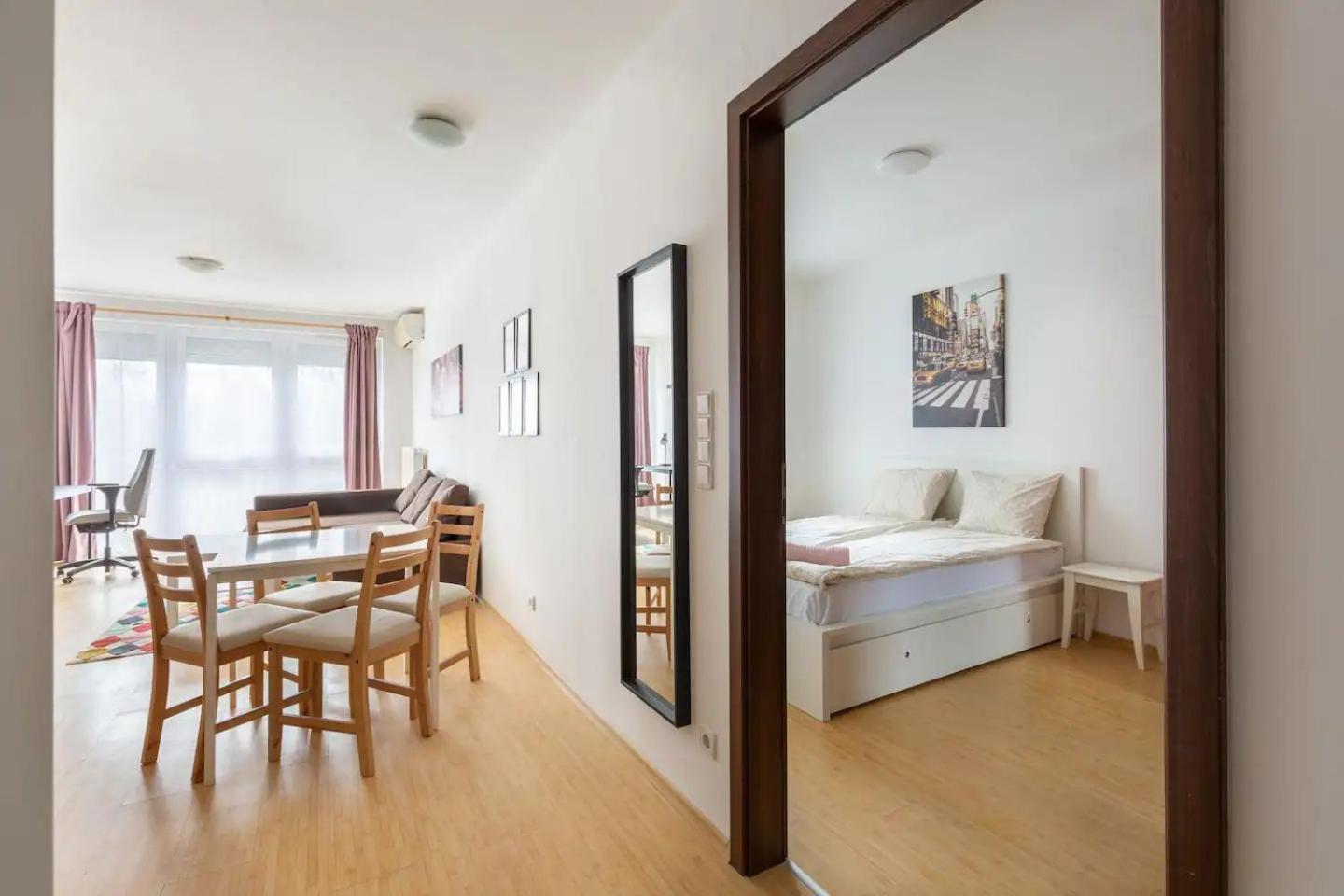 Apartment Private Office Near Keleti *