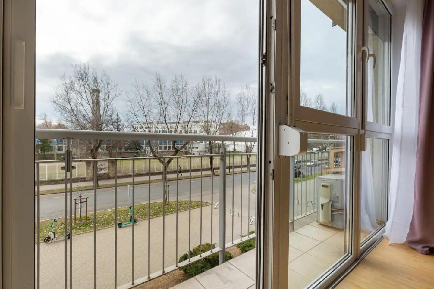Apartment Private Office Near Keleti *