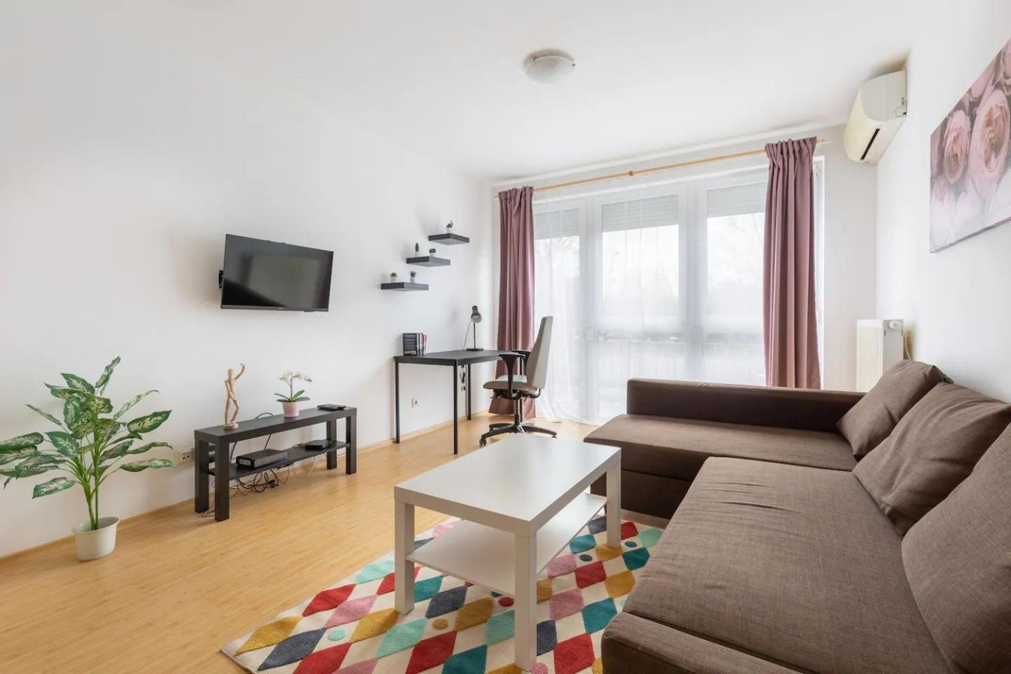 Private Office Near Keleti Apartment Budapest